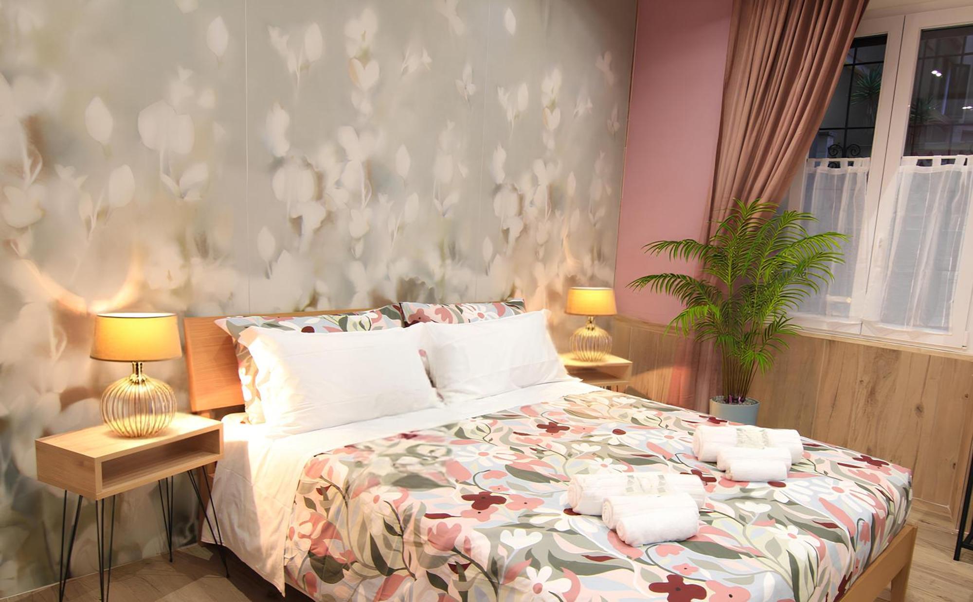 Helle Hus Guest House - 200M From Piazza Bologna Metro And 10 Minutes From The Colosseum Dış mekan fotoğraf